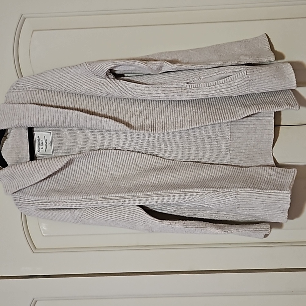 Abercrombie & Fitch cardigan